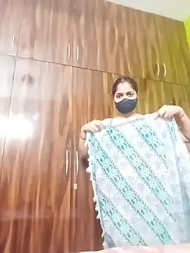 bulandell – webcam model profile photo Image 8