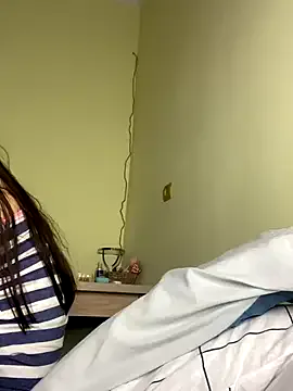 living_doll – webcam model profile photo Image 10