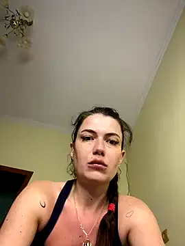 living_doll – webcam model profile photo Image 13