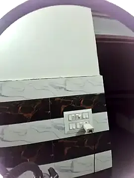 AlisaMoss – webcam model profile photo Image 3