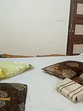 paroncho – webcam model profile photo Image 3