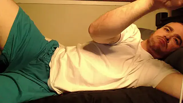 hornyshow_tv – webcam model profile photo Image 3