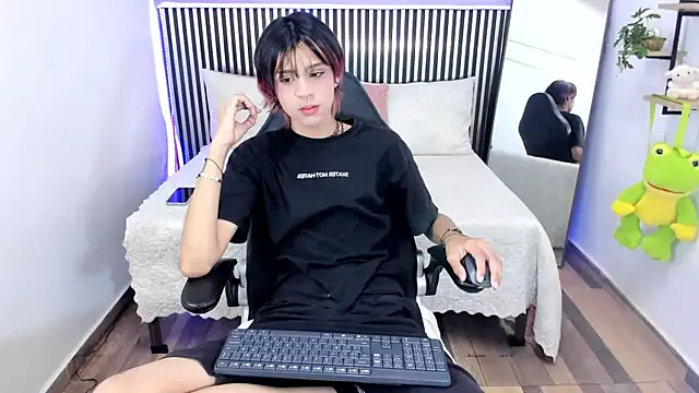 loving_ladies – webcam model profile photo Image 14