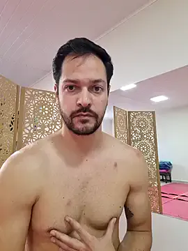 hornyshow_tv – webcam model profile photo Image 4