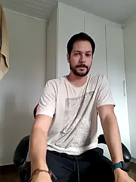 hornyshow_tv – webcam model profile photo Image 7