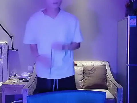 bisexualmilf – webcam model profile photo Image 4