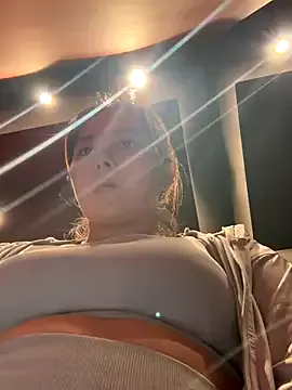 WitchAnnie – webcam model profile photo Image 11