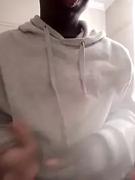 Playboy-909 – webcam model profile photo Image 8