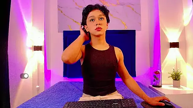 sadedonnick – webcam model profile photo Image 11