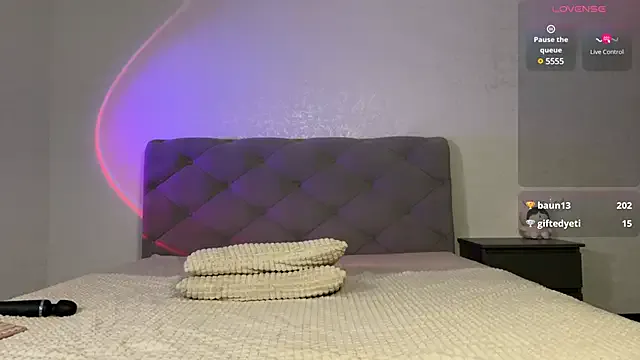 dears_pearlss – webcam model profile photo Image 2