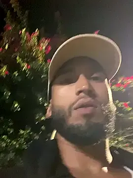 sellapink – webcam model profile photo Image 13