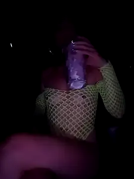 petitedoll30 – webcam model profile photo Image 3