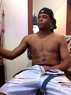 ariel_andcharlotte – webcam model profile photo Image 4