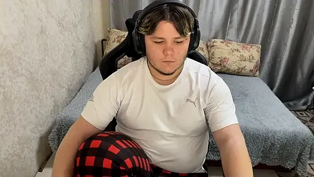 aa135777 – webcam model profile photo Image 3