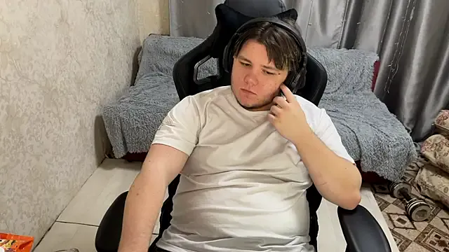 aa135777 – webcam model profile photo Image 5