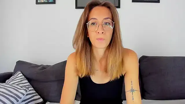 dears_pearlss – webcam model profile photo Image 19