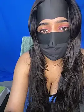 IORio2 – webcam model profile photo Image 7