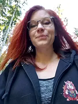 bisexualmilf – webcam model profile photo Image 14