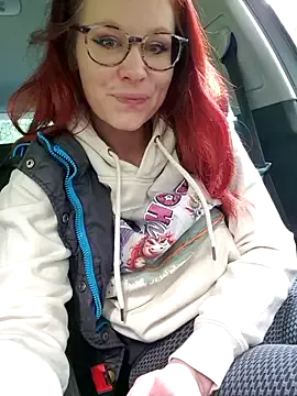 bisexualmilf – webcam model profile photo Image 15