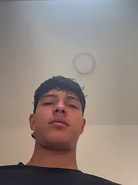 MaeAnna – webcam model profile photo Image 4