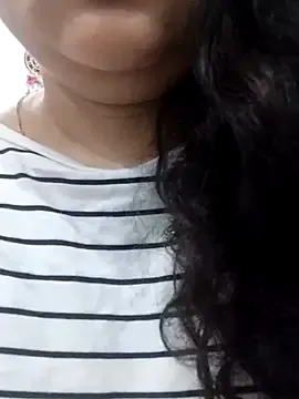 dears_pearlss – webcam model profile photo Image 5