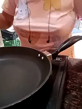 V-Hot-Sweti – webcam model profile photo Image 18