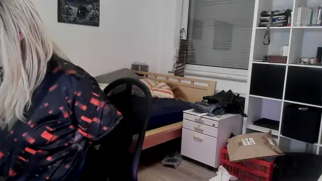 DYasmin69 – webcam model profile photo