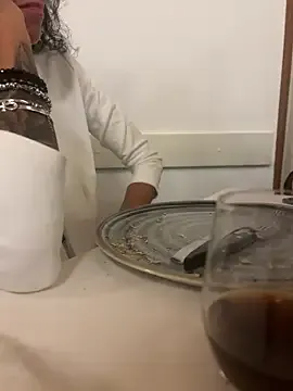 MaximoBenetti – webcam model profile photo Image 11