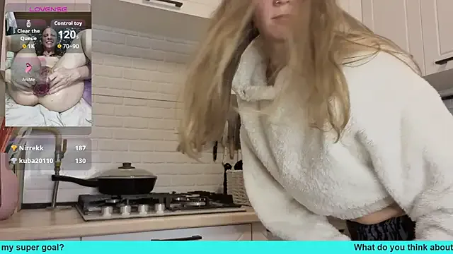 IsabellSanz – webcam model profile photo Image 11