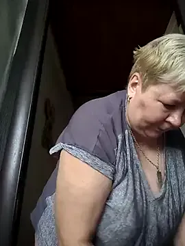 WitchAnnie – webcam model profile photo Image 14