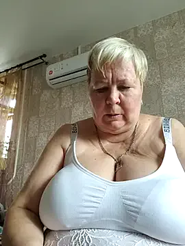 WitchAnnie – webcam model profile photo Image 16