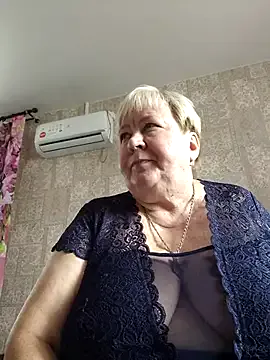 WitchAnnie – webcam model profile photo Image 18