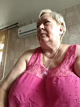 WitchAnnie – webcam model profile photo Image 7