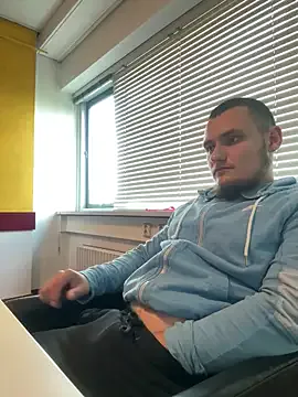 bisexualmilf – webcam model profile photo Image 5