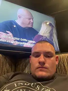 bisexualmilf – webcam model profile photo Image 7