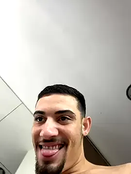 bisexualmilf – webcam model profile photo Image 5