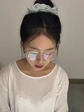 dears_pearlss – webcam model profile photo Image 2