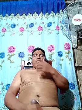 dominic_hanks – webcam model profile photo Image 11