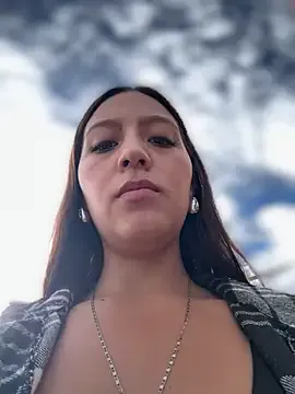 starvingo2002 – webcam model profile photo Image 6