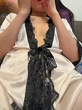 dears_pearlss – webcam model profile photo Image 2