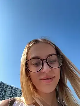 irohani_usagi – webcam model profile photo Image 4