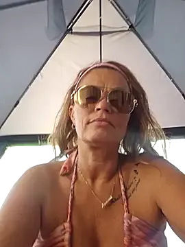 DomManlyGuy – webcam model profile photo Image 15