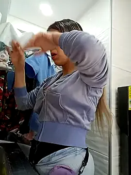 amylovesyouu – webcam model profile photo Image 14