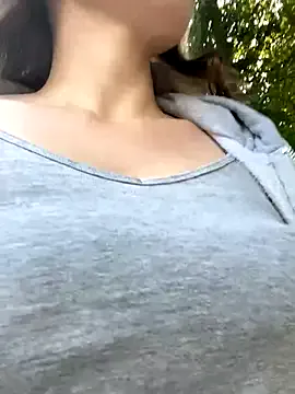 pickmy – webcam model profile photo Image 11