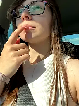 pickmy – webcam model profile photo Image 5