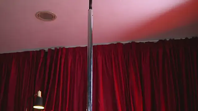 PabloArena – webcam model profile photo Image 8