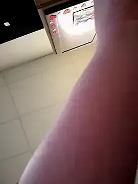 emilyhoston – webcam model profile photo Image 14