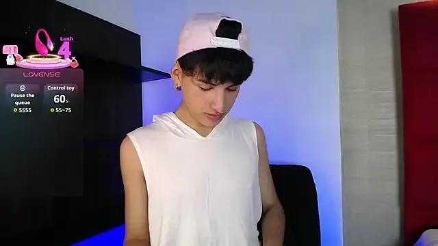 sellapink – webcam model profile photo Image 13