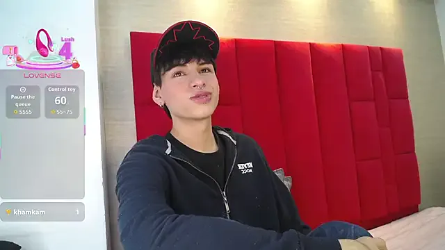 sellapink – webcam model profile photo Image 9