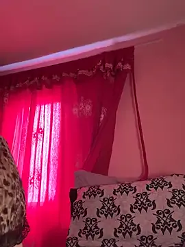 kaliana_ggh – webcam model profile photo Image 5